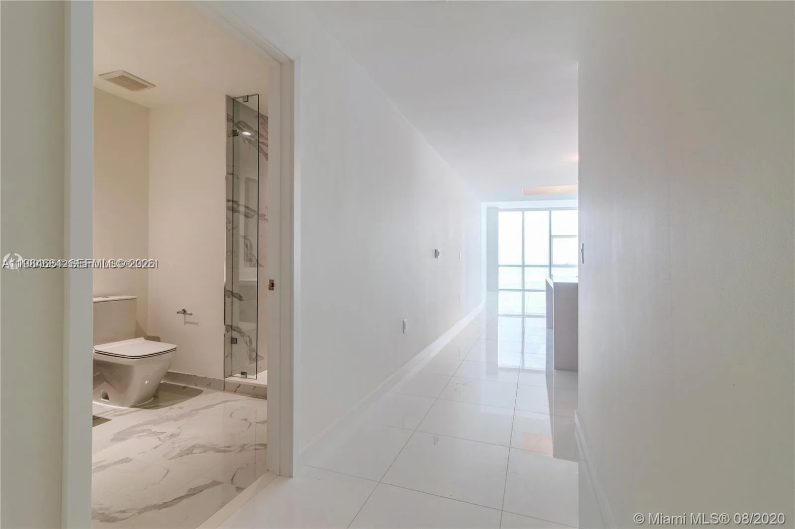 851 NE 1st Ave # 3601, Miami, FL 33132 photo 3