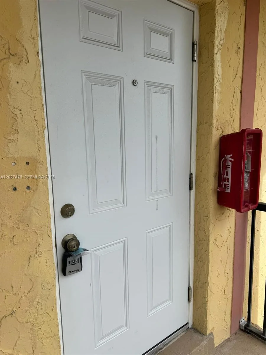 2850 NW 55th Ave # 1D, Lauderhill, FL 33313