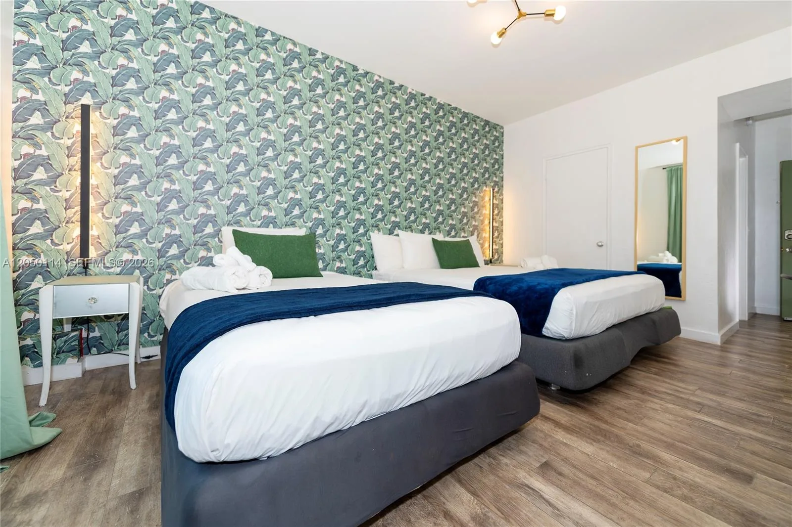 6760 Collins Ave # 7, Miami Beach, FL 33141