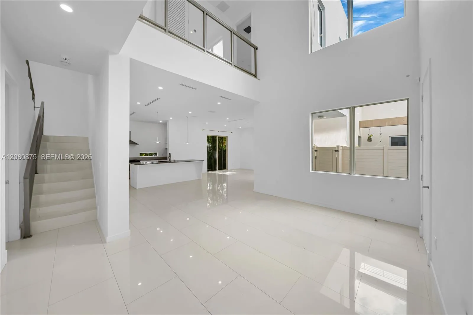 3253 Mcdonald St # 3253, Miami, FL 33133