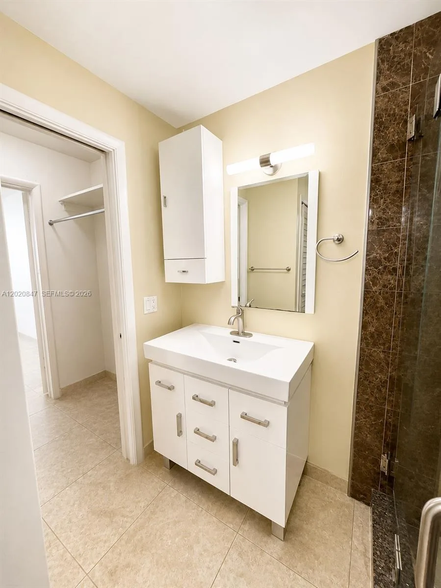 1460 NE 169th St # 108, North Miami Beach, FL 33162 photo 8