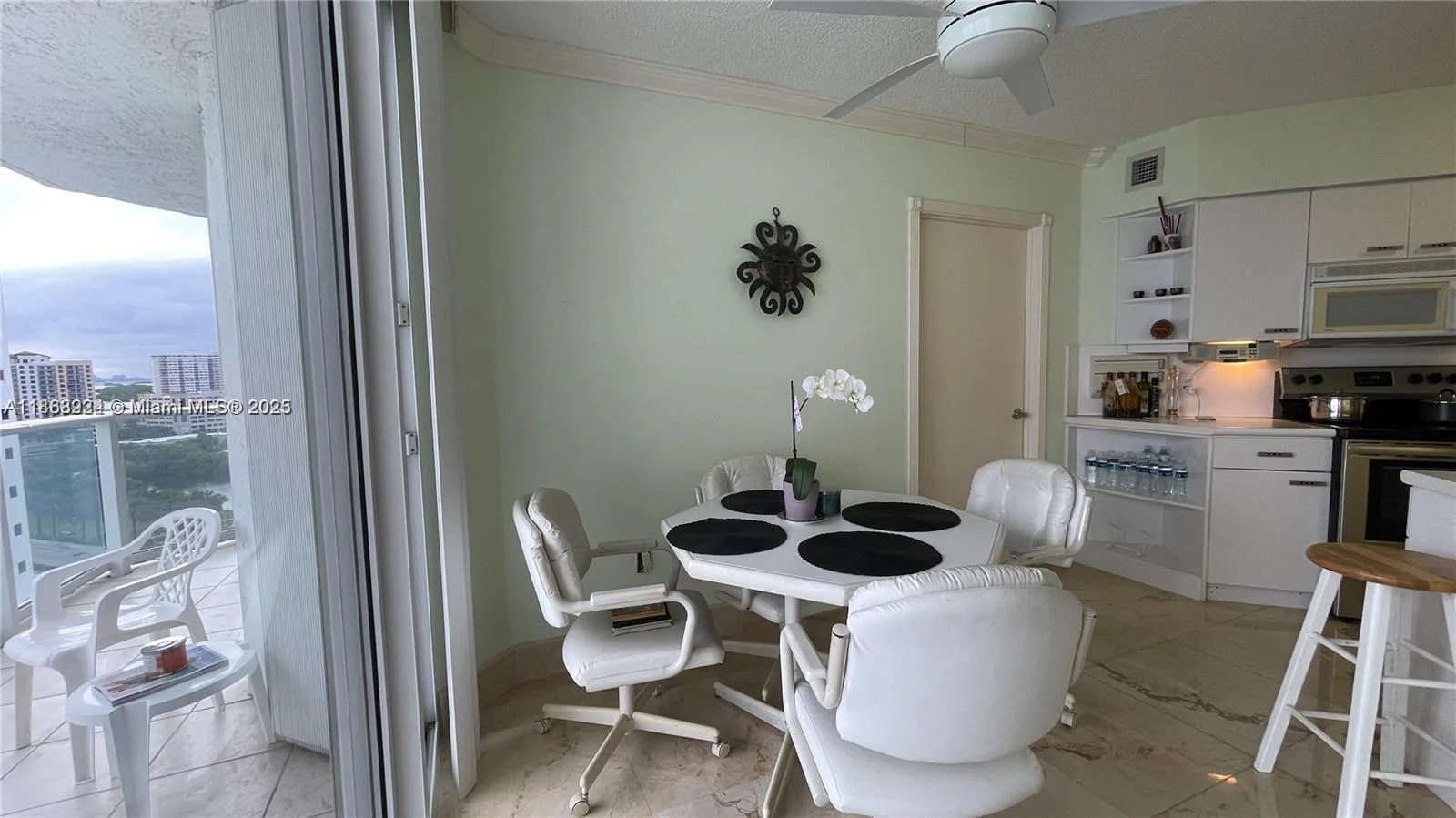 16445 Collins Ave # 1422, Sunny Isles Beach, FL 33160 photo 12