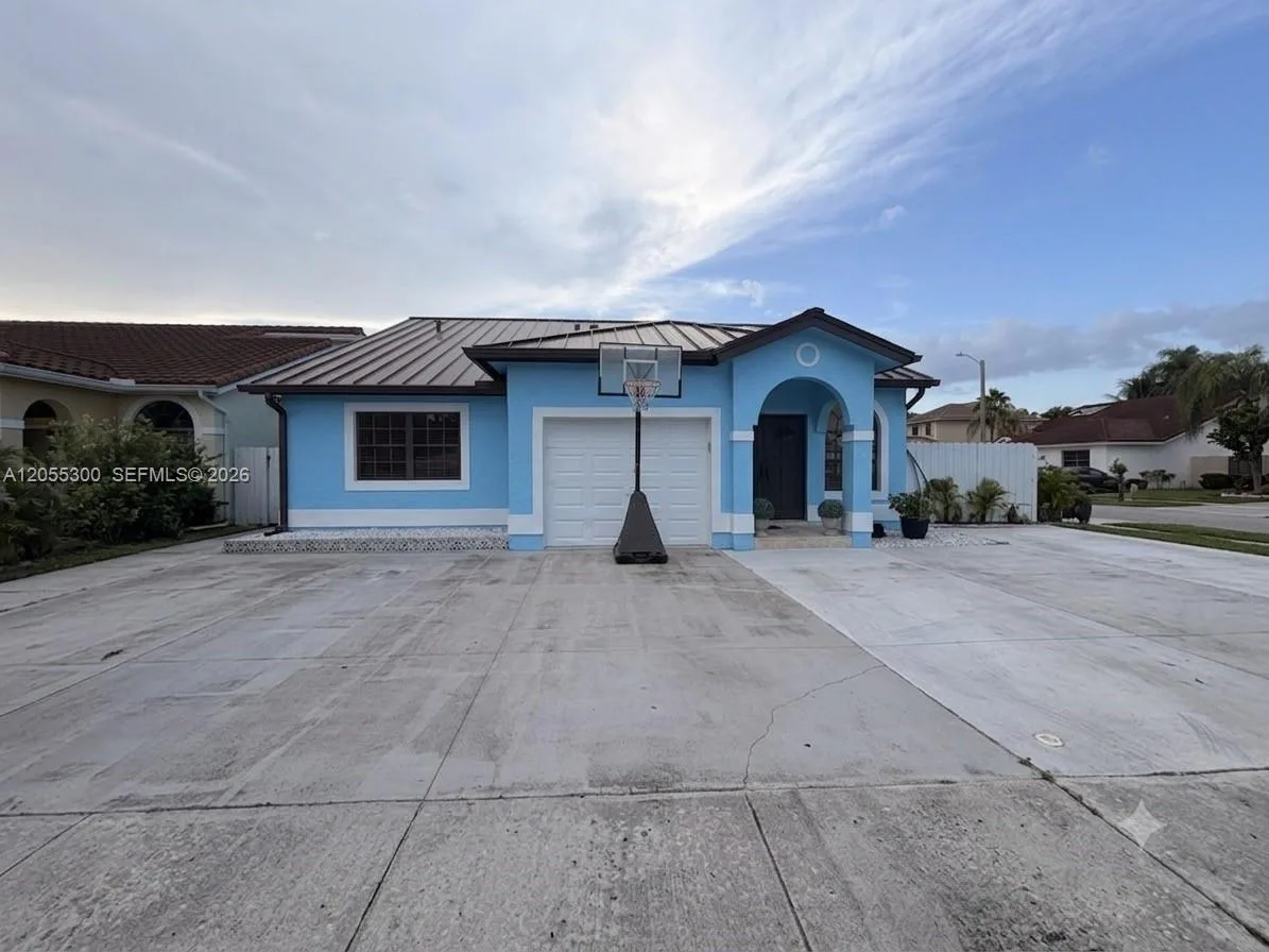 14401 SW 114th St # 14401, Miami, FL 33186