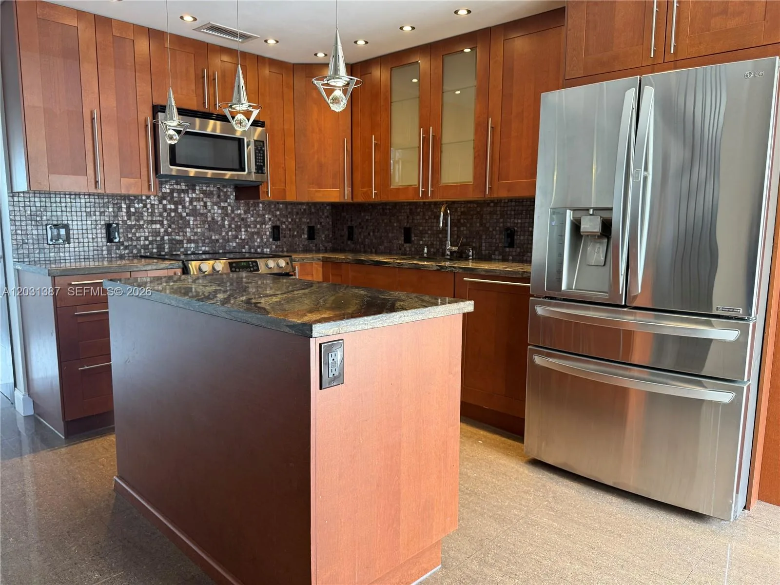 19220 NE 25th Ave # 272B, Miami, FL 33180