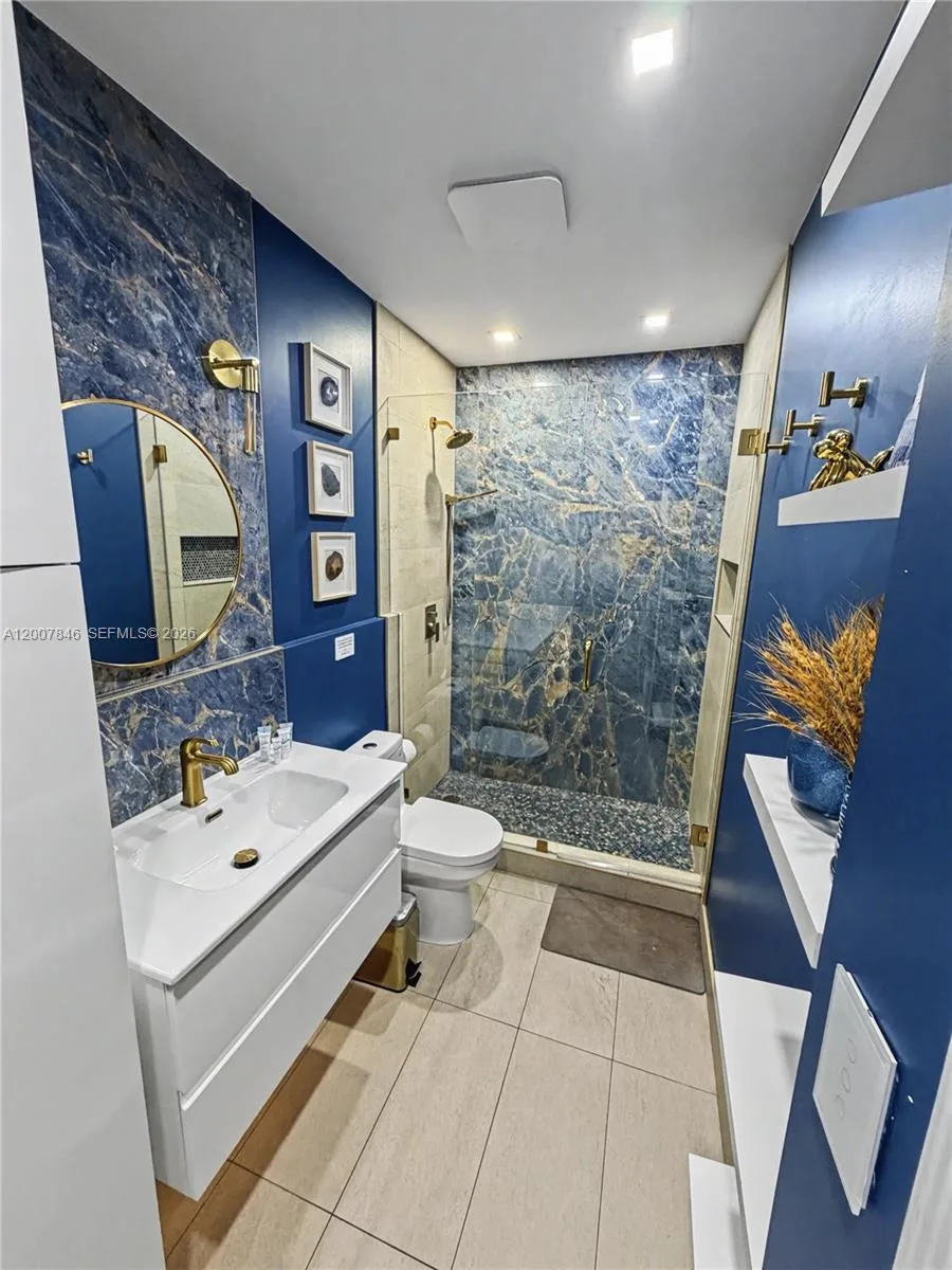 1423 Holly Heights Dr # 11, Fort Lauderdale, FL 33304 photo 12