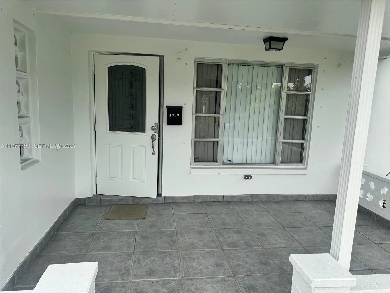 4933 NW 42nd St, Lauderdale Lakes, FL 33319 photo 2