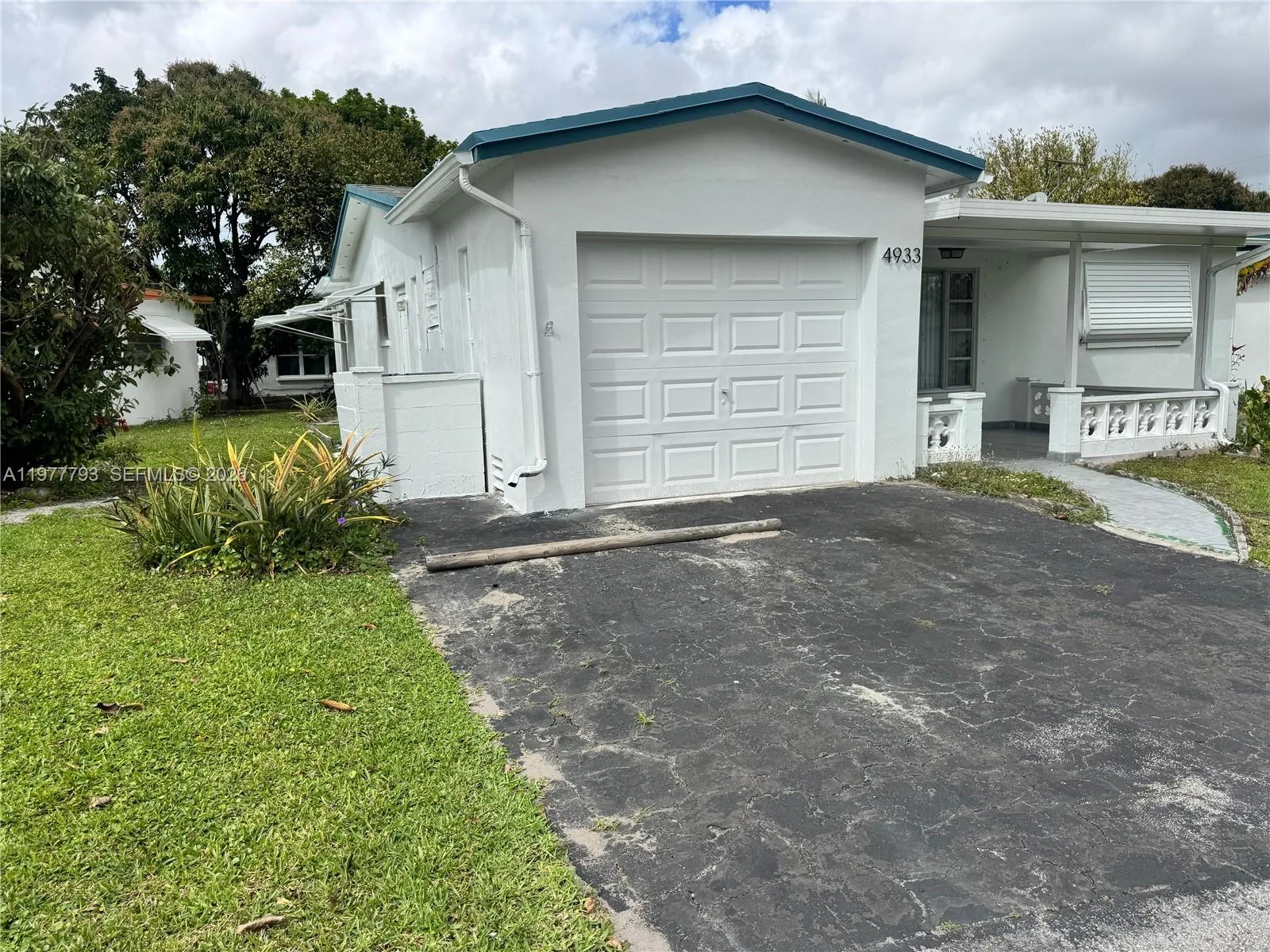 4933 NW 42nd St, Lauderdale Lakes, FL 33319 photo 3