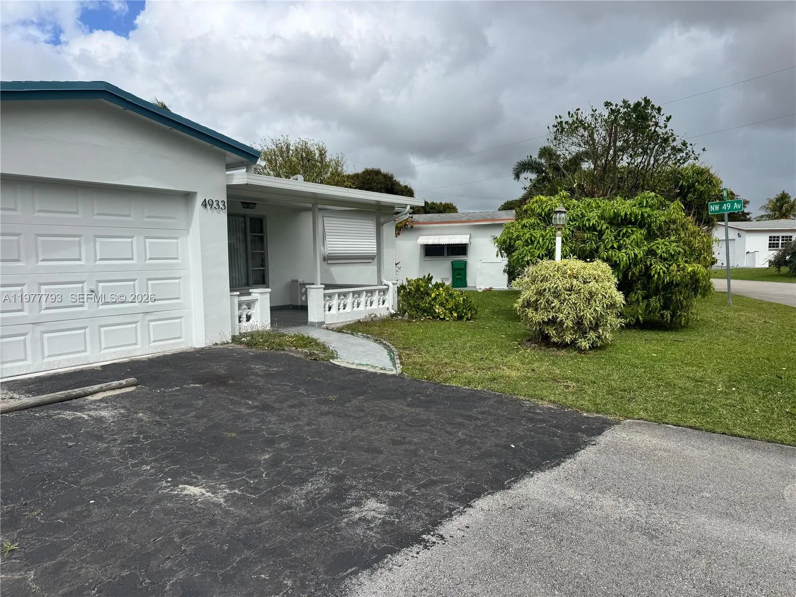 4933 NW 42nd St, Lauderdale Lakes, FL 33319 photo 4
