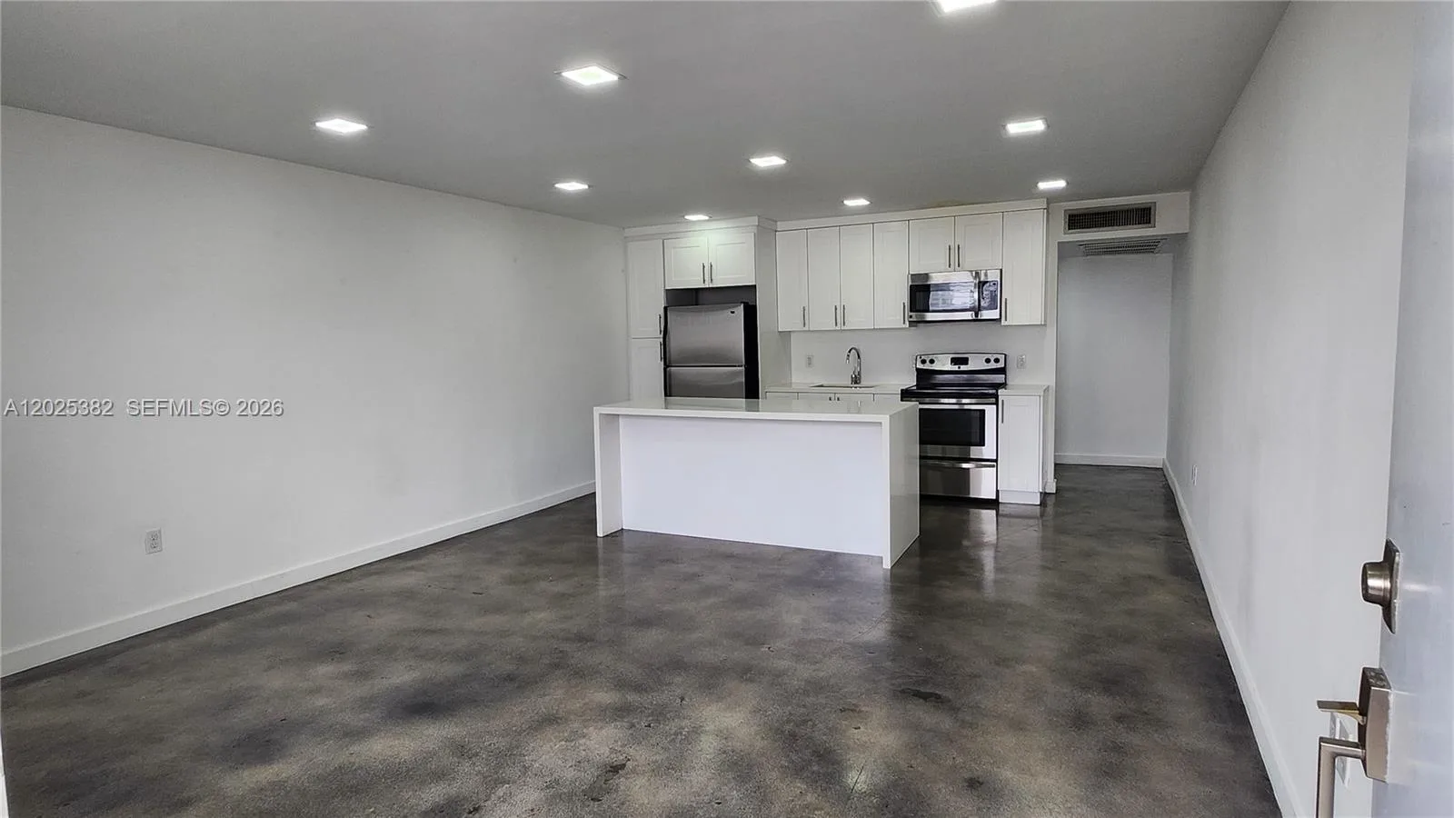 1770 79th St Cswy # D304, North Bay Village, FL 33141
