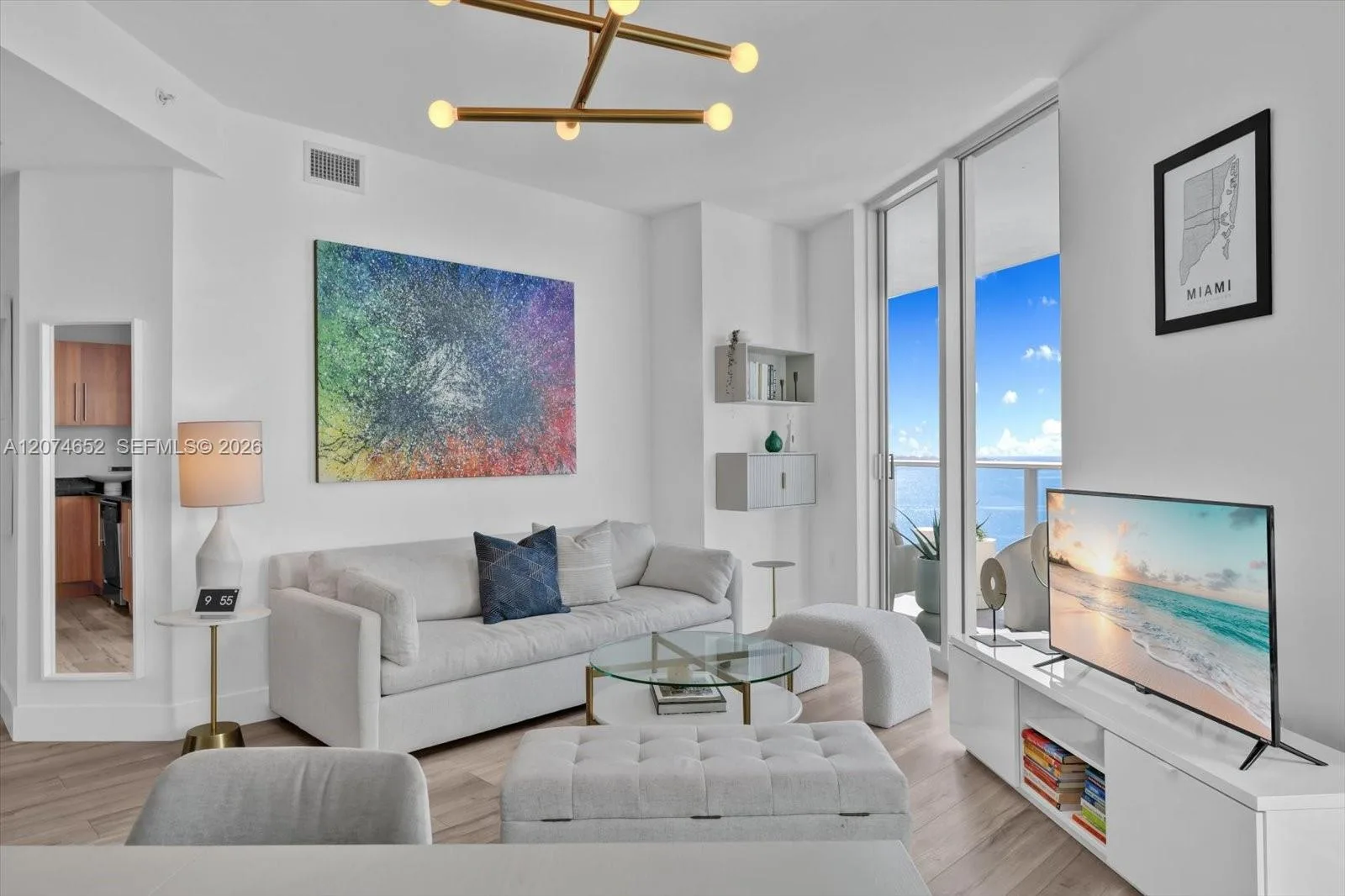300 S Biscayne Blvd # T-1708, Miami, FL 33131 photo 3