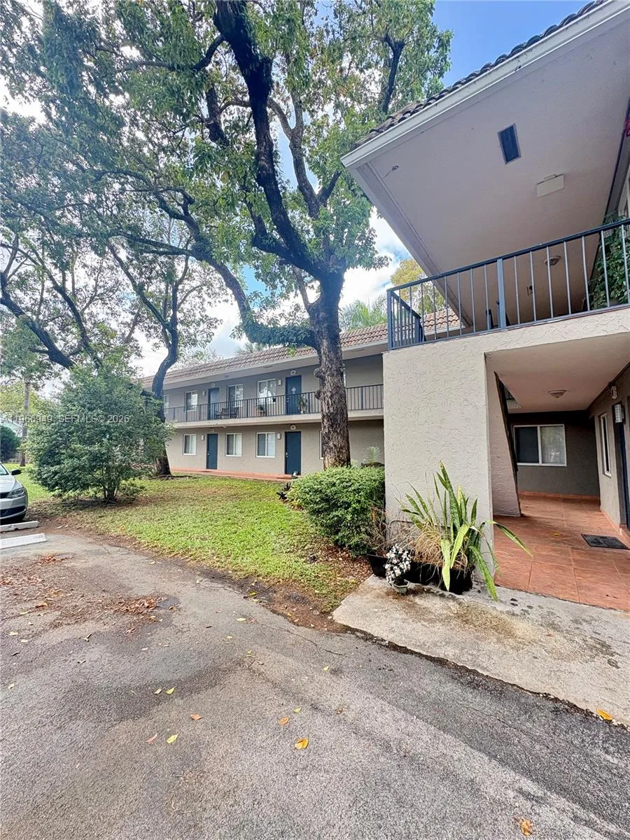 1111 SW 4th St, Fort Lauderdale, FL 33312 photo 7