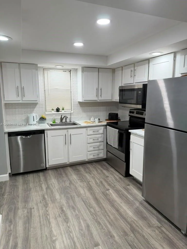 2541 Aragon Blvd # 113, Sunrise, FL 33322
