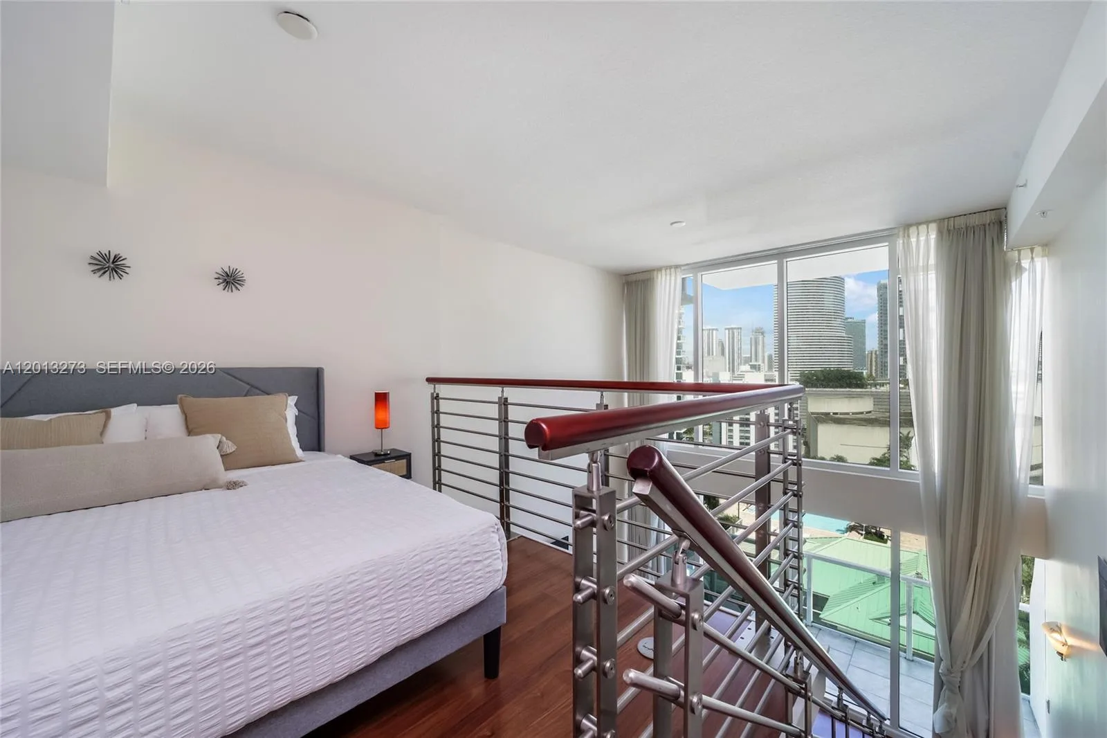 41 SE 5th St # 1003, Miami, FL 33131 photo 7