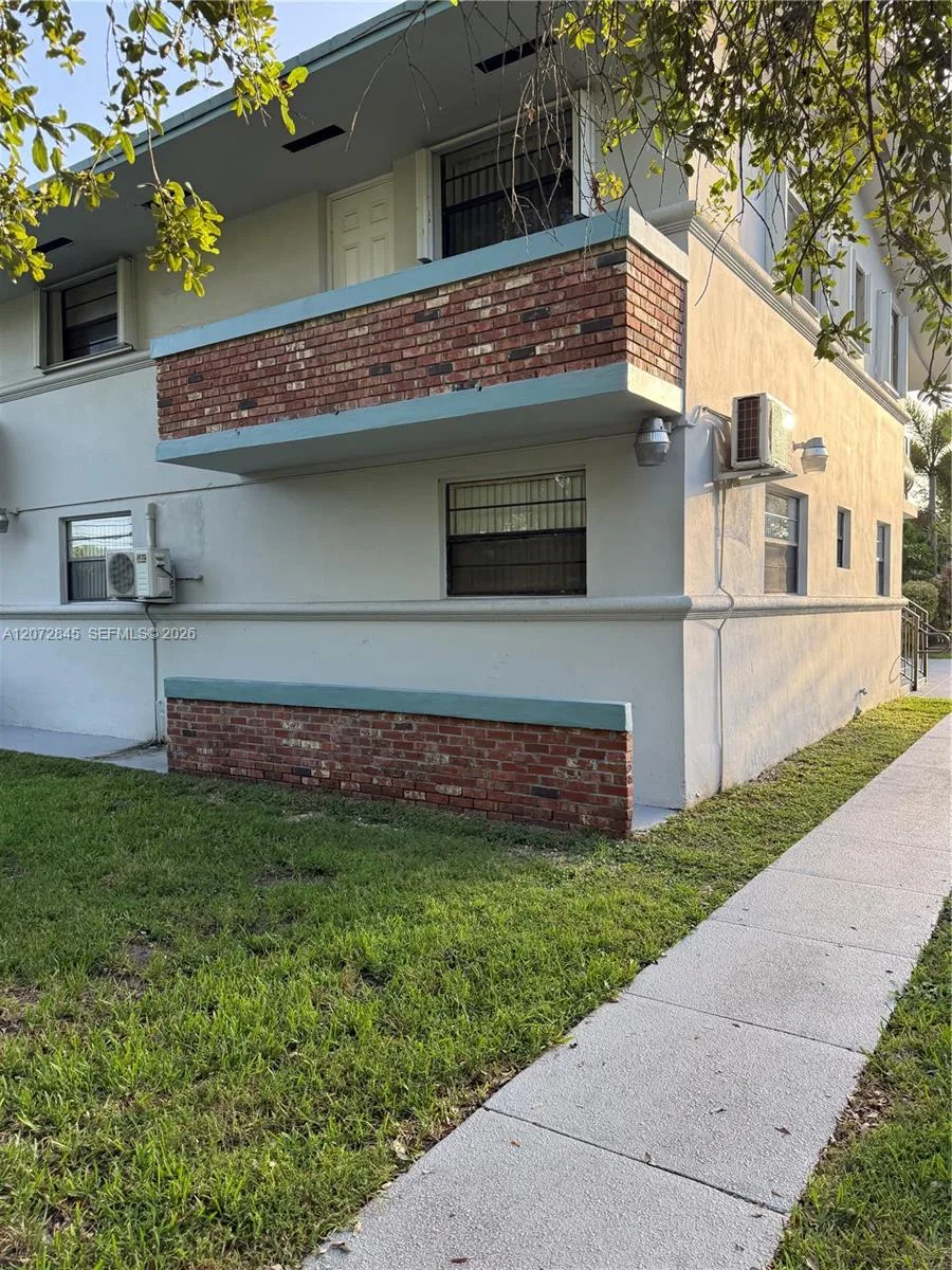 4450 SW 67th Ave # A, Miami, FL 33155