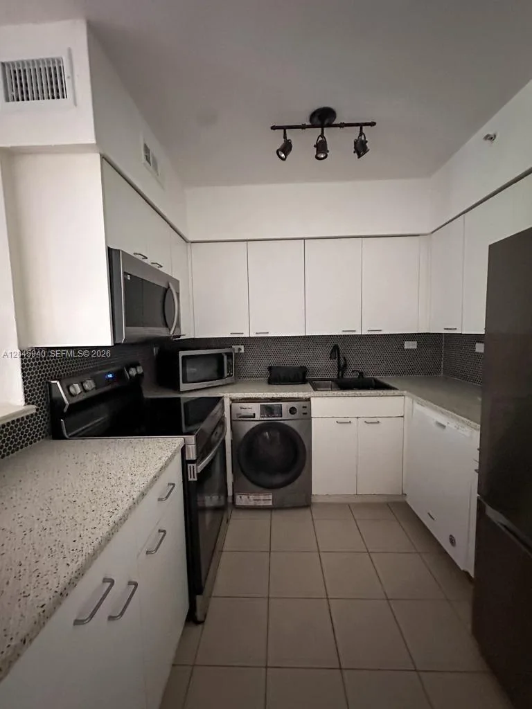 1500 Bay Rd # 264S, Miami Beach, FL 33139 photo 2
