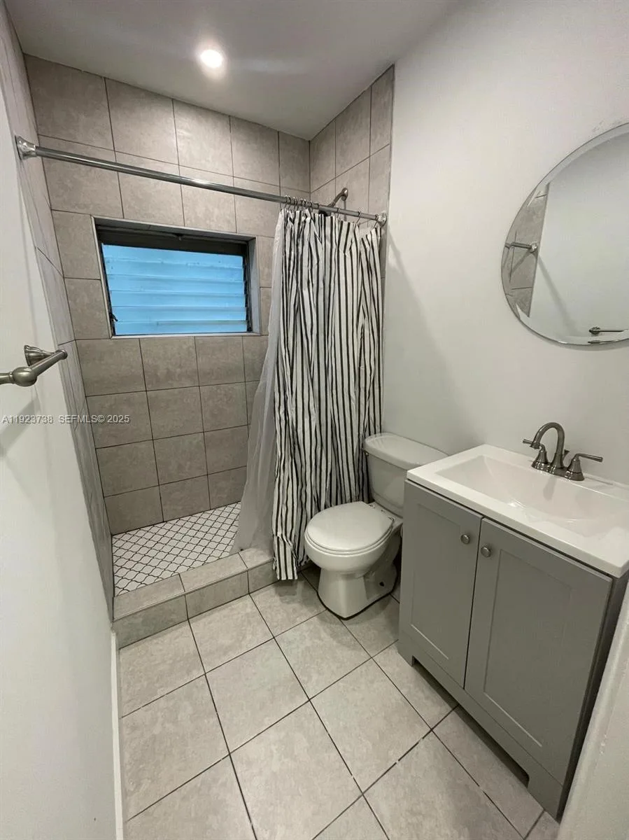 544 Michigan Ave # 10, Miami Beach, FL 33139 photo 11
