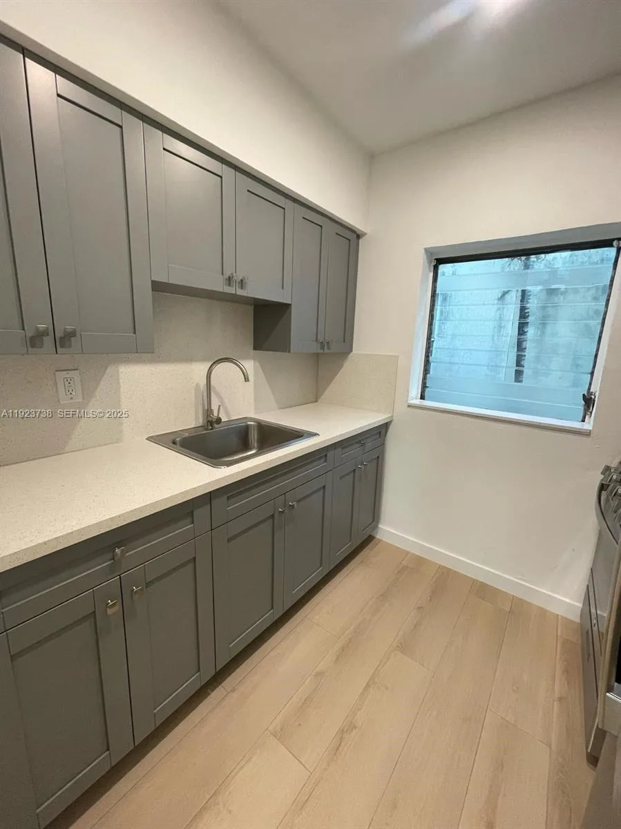 544 Michigan Ave # 10, Miami Beach, FL 33139 photo 7