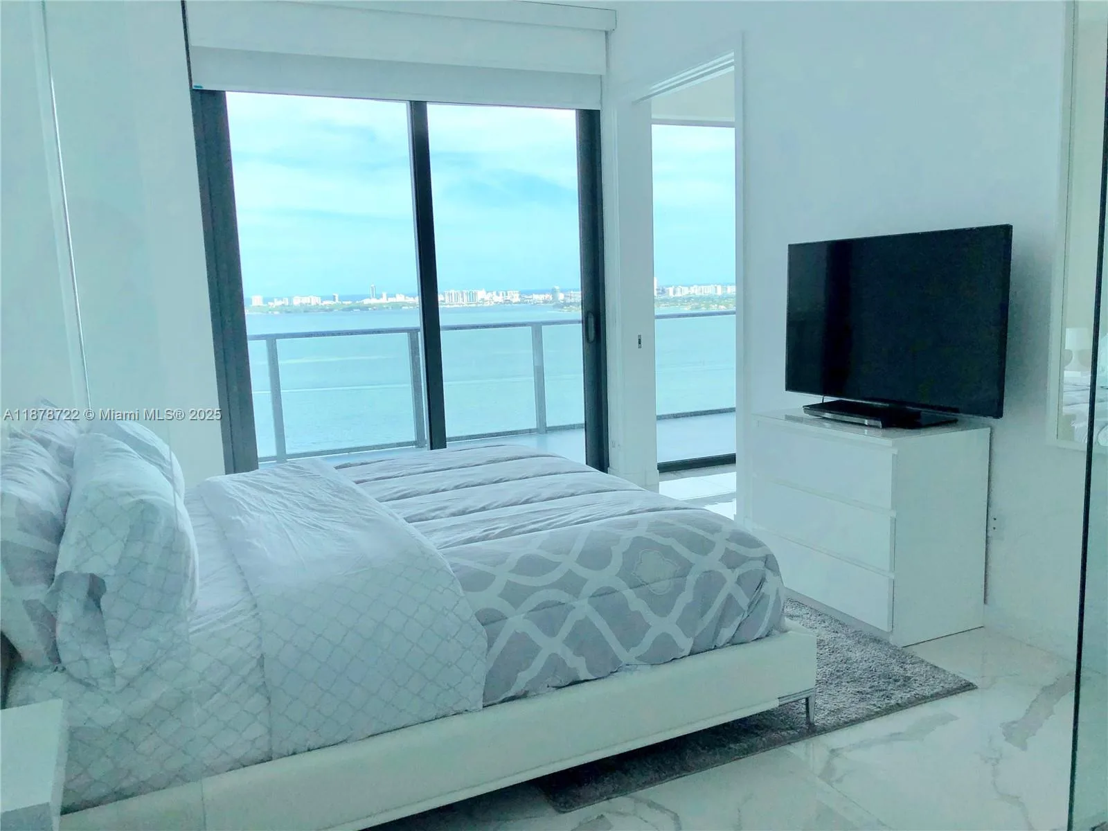 480 NE 31st St # 2806, Miami, FL 33137 photo 10