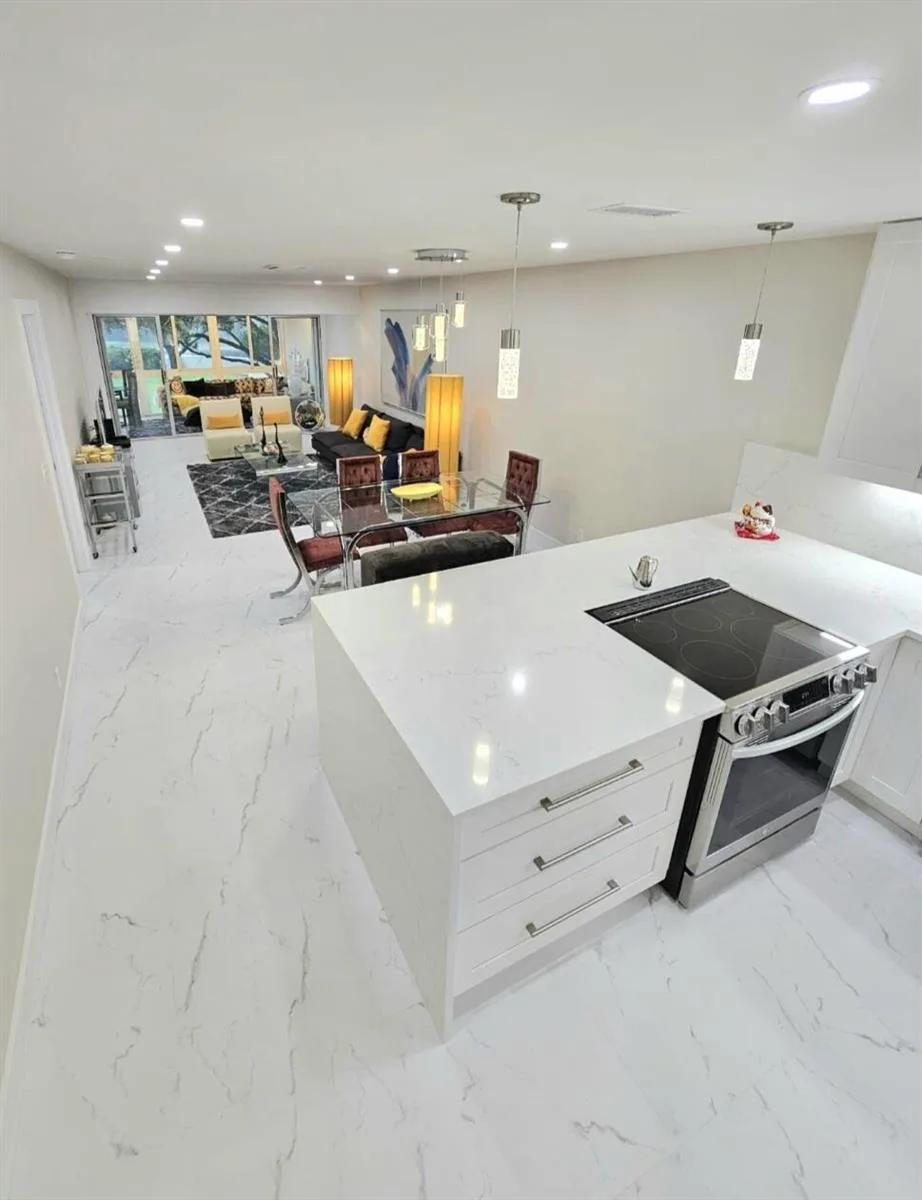 1631 NW 18th Avenue # 201, Delray Beach, FL 33445