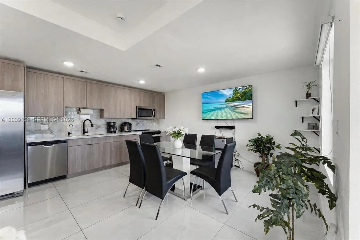 14590 SW 260th St, Homestead, FL 33032 photo 6