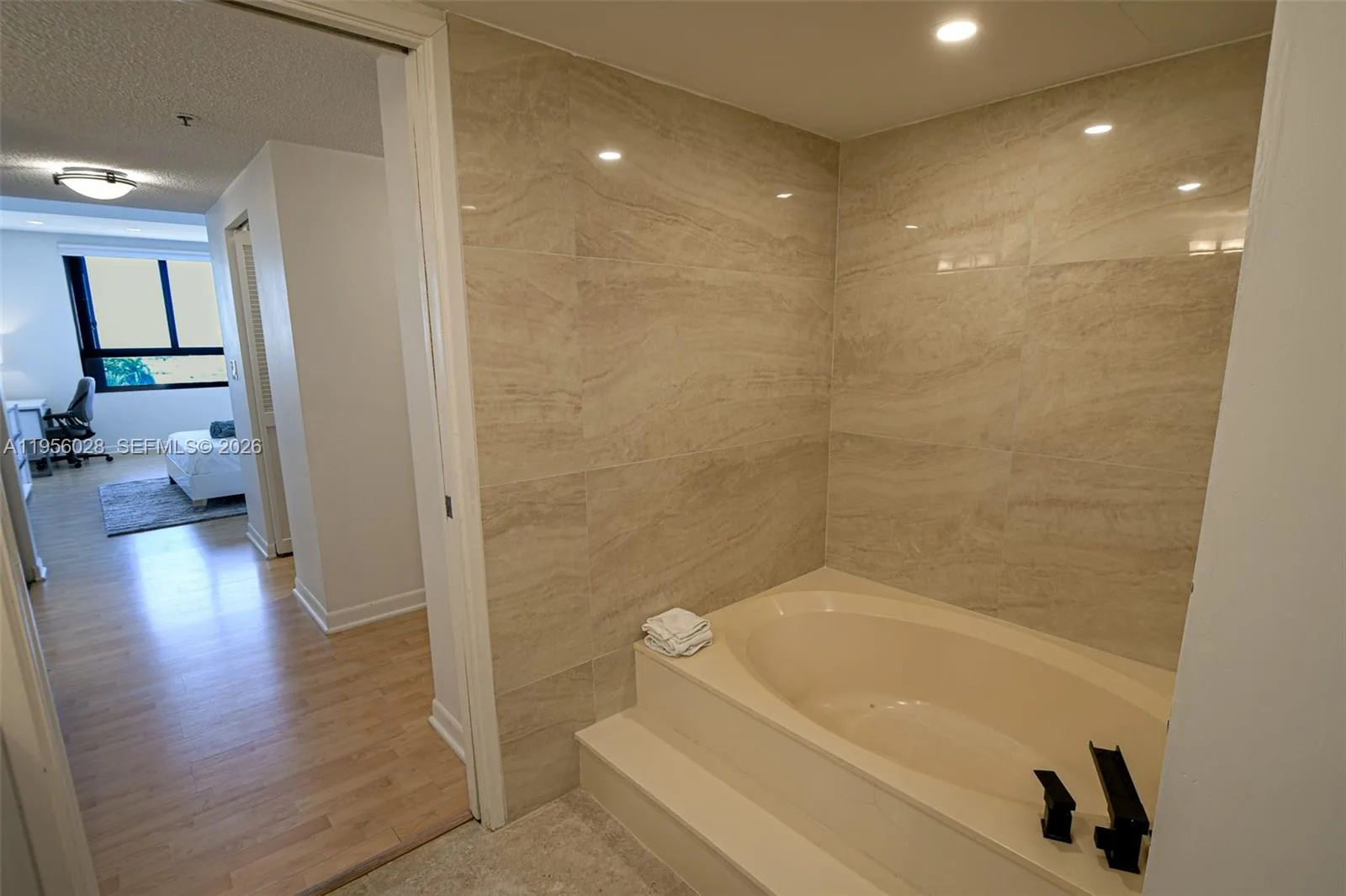 251 Crandon Blvd # 704, Key Biscayne, FL 33149 photo 8