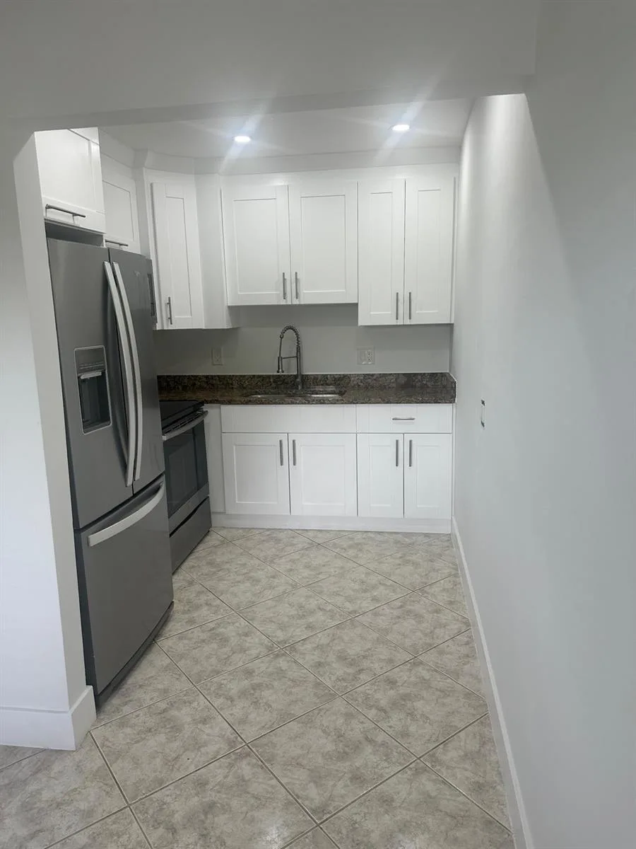 2100 Springdale Boulevard # 303, Palm Springs, FL 33461 photo 8