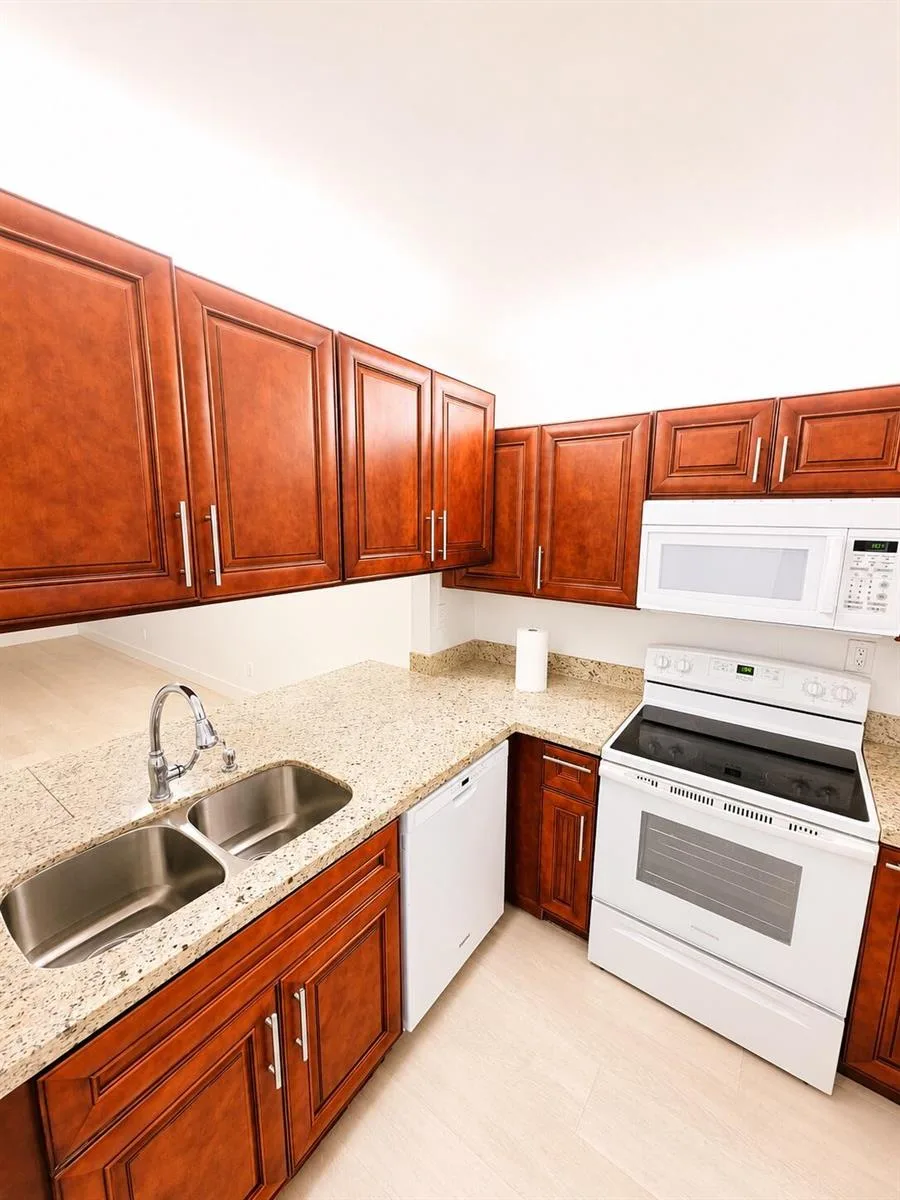 3399 Foxcroft Road # 206, Miramar, FL 33025 photo 2
