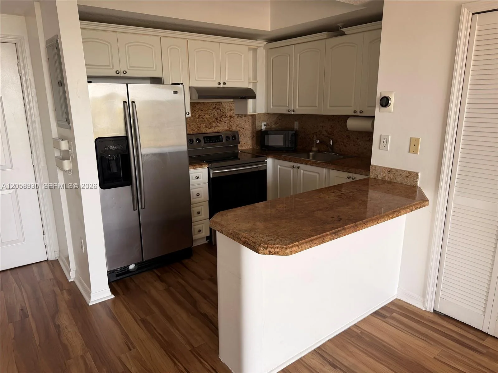 3500 Coral Way # 907, Miami, FL 33145 photo 11