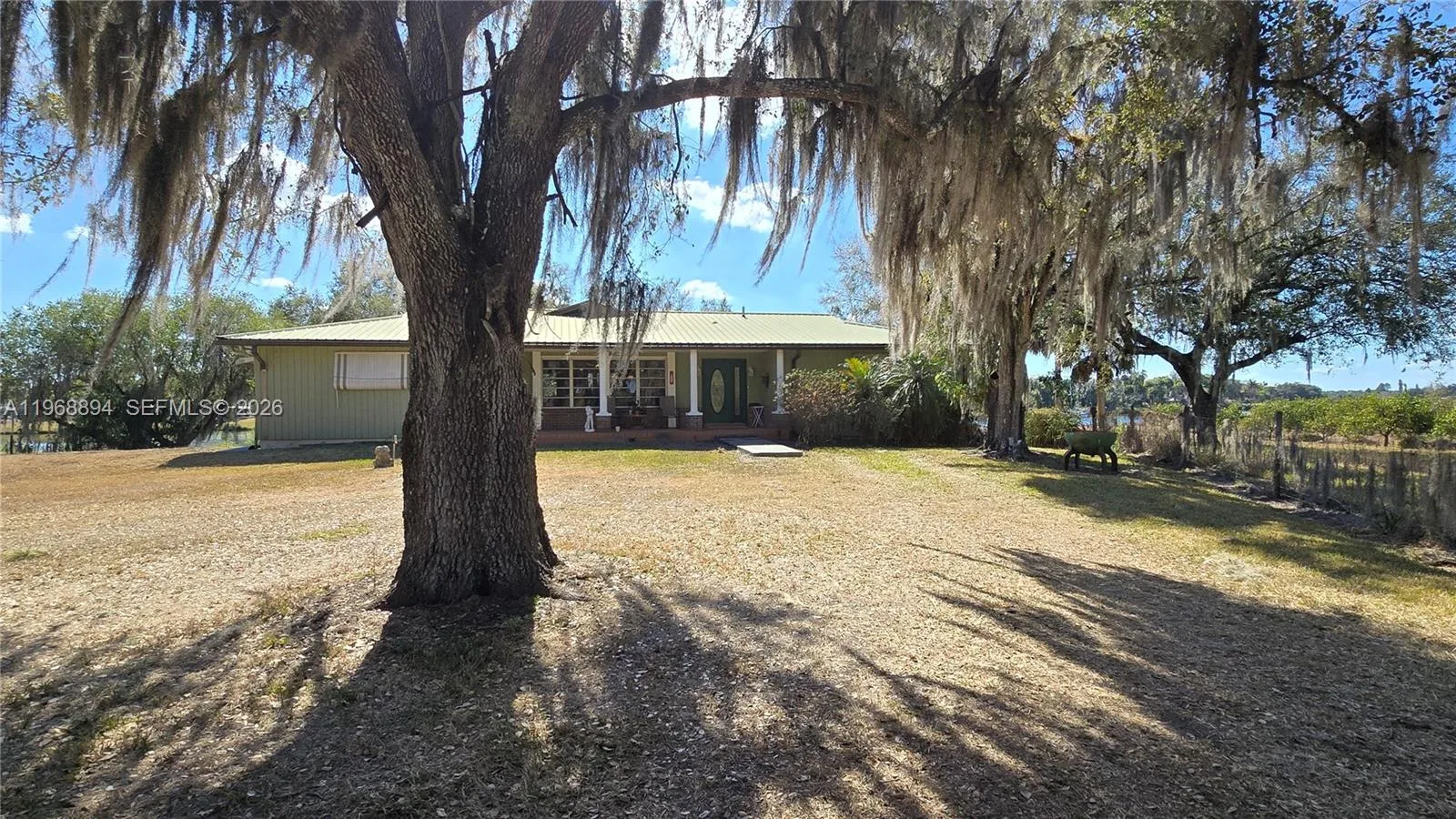1209 County Rd 78, La Belle, FL 33935
