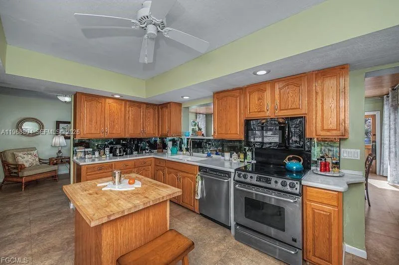 1209 County Rd 78, La Belle, FL 33935 photo 13