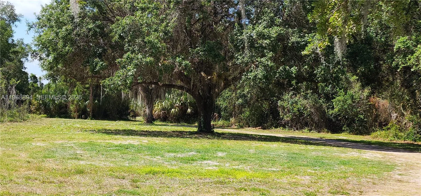 1209 County Rd 78, La Belle, FL 33935 photo 2