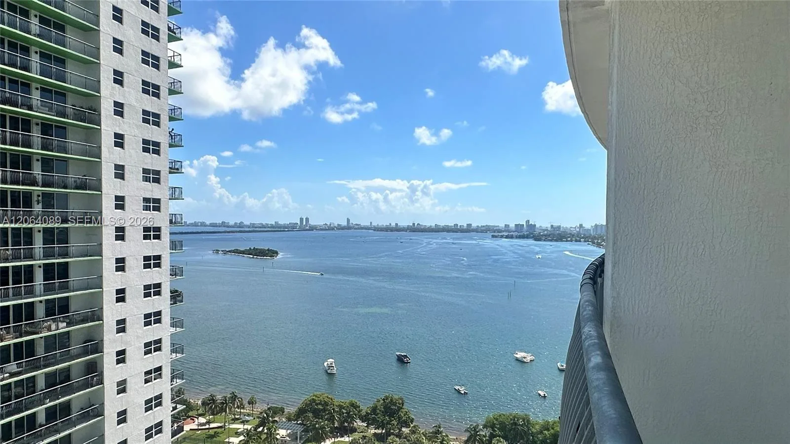 1750 N Bayshore Dr # 2607, Miami, FL 33132