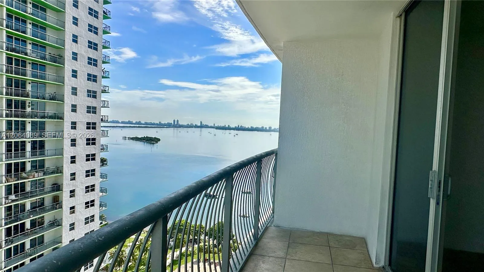 1750 N Bayshore Dr # 2607, Miami, FL 33132 photo 8