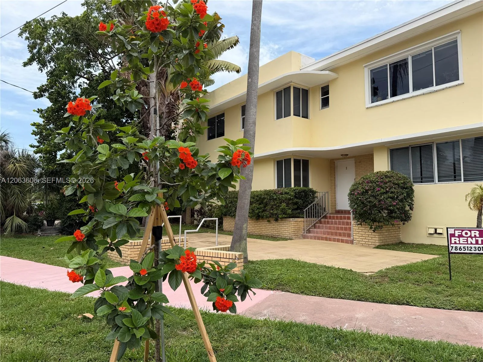 2880 PINE TREE DR # 10, Miami Beach, FL 33140