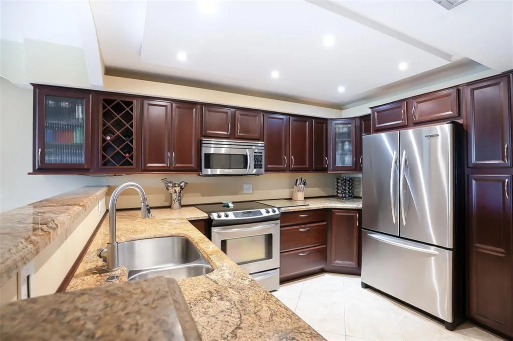 2681 S Course Drive # 212, Pompano Beach, FL 33069 photo 4