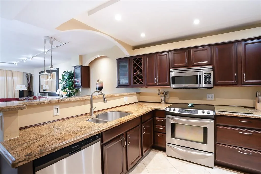 2681 S Course Drive # 212, Pompano Beach, FL 33069 photo 5