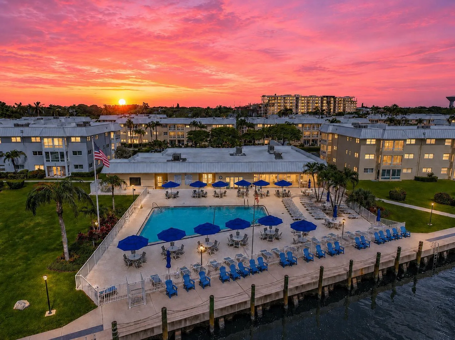18 COLONIAL CLUB Drive # 200, Boynton Beach, FL 33435