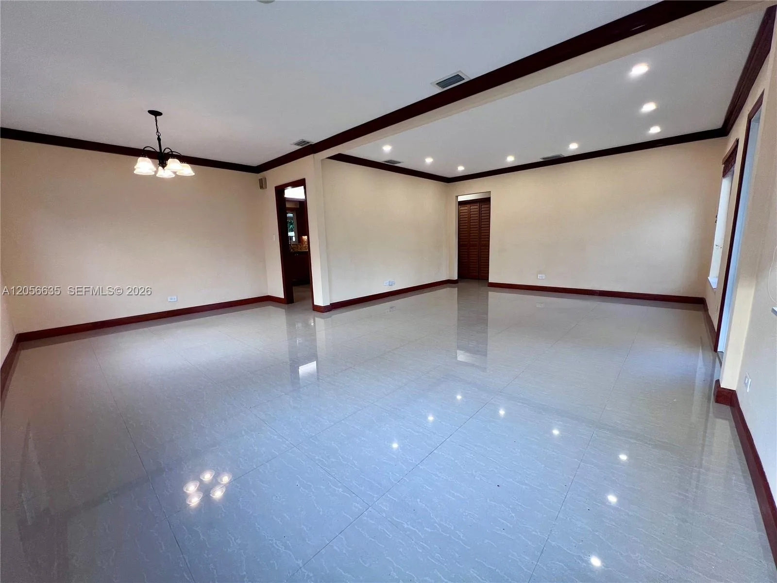 6225 SW 26th St, Miami, FL 33155 photo 4