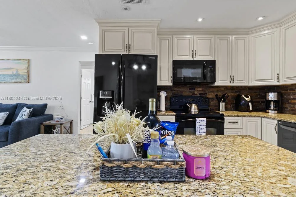 5287 Tiffany Ct, Cape Coral, FL 33904 photo 9