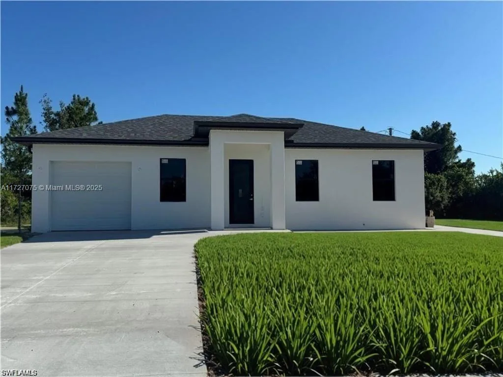 653 Stanley Ave S, Lehigh Acres, FL 3374