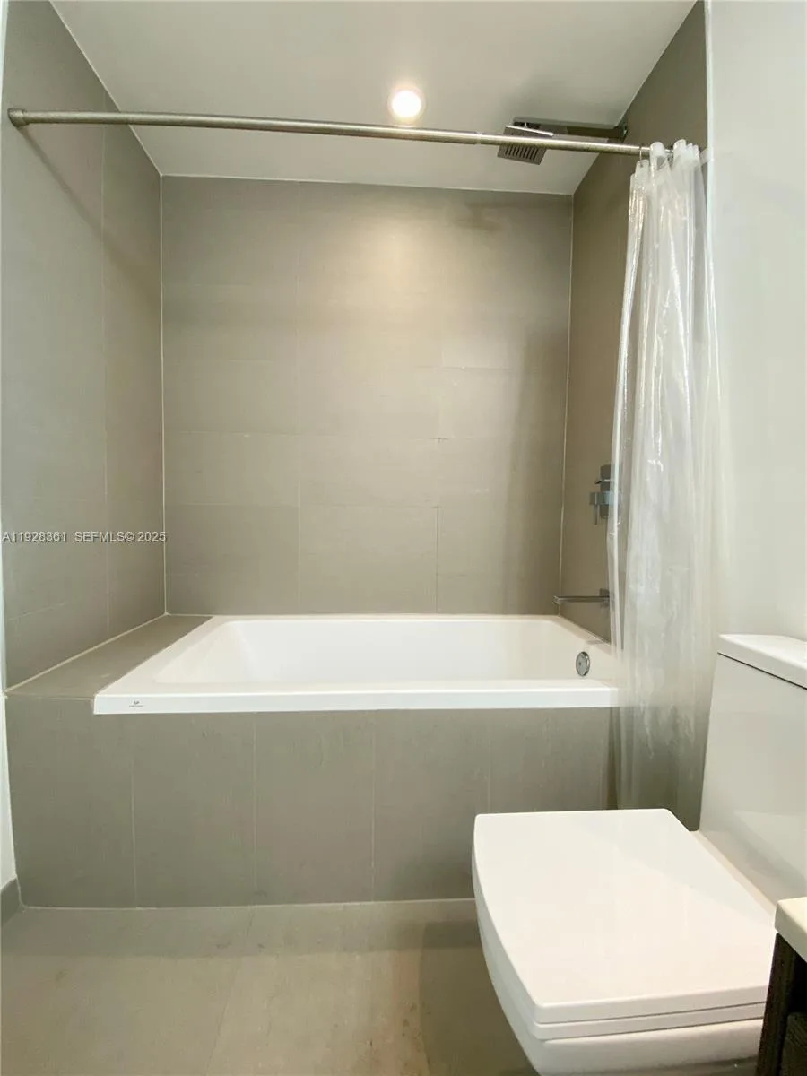 1080 Brickell Ave # 3407, Miami, FL 33131 photo 11