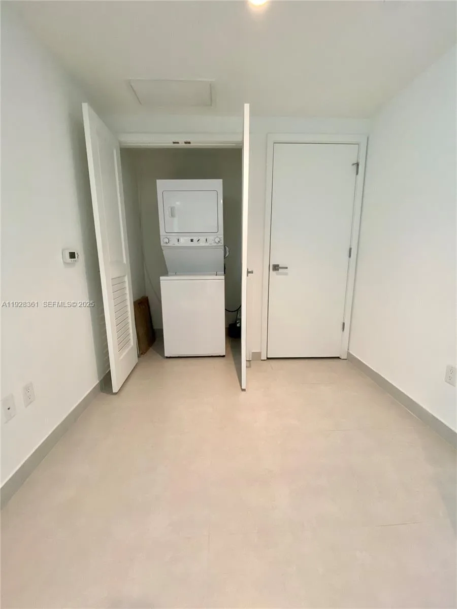 1080 Brickell Ave # 3407, Miami, FL 33131 photo 6