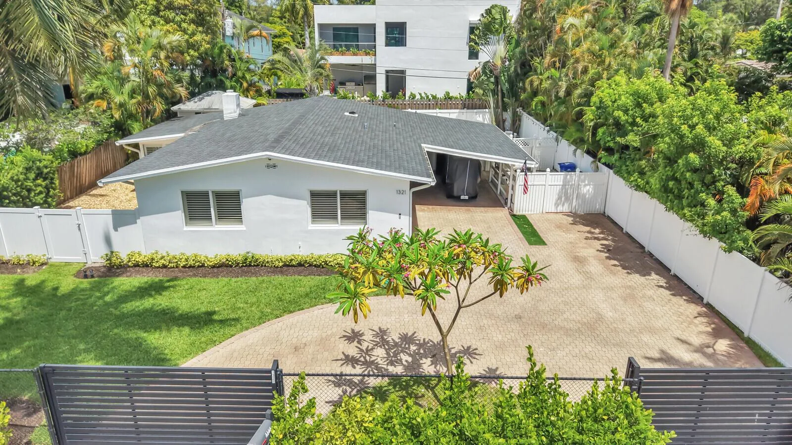 1321 CORDOVA Road, Fort Lauderdale, FL 33316 photo 2