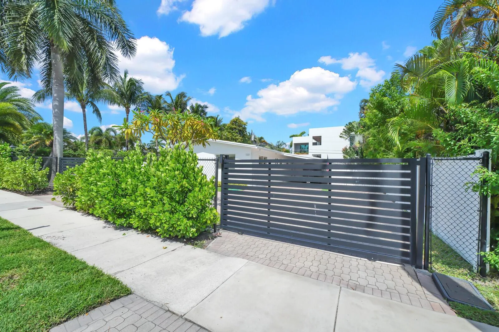 1321 CORDOVA Road, Fort Lauderdale, FL 33316 photo 4