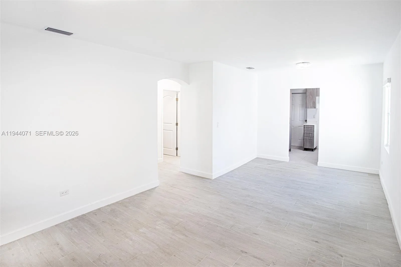 2620 SW 9th St, Miami, FL 33135 photo 3