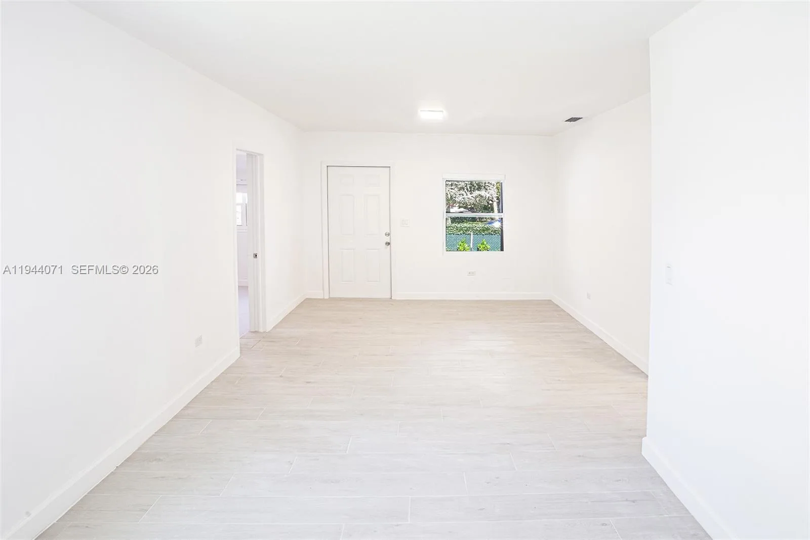 2620 SW 9th St, Miami, FL 33135 photo 7