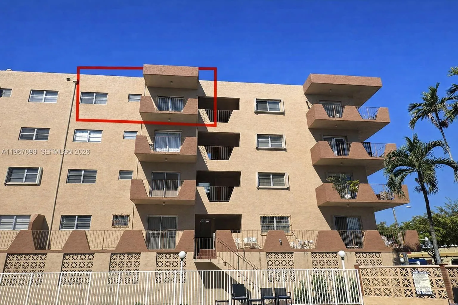 1630 W 46th St # 514B, Hialeah, FL 33012 photo 2