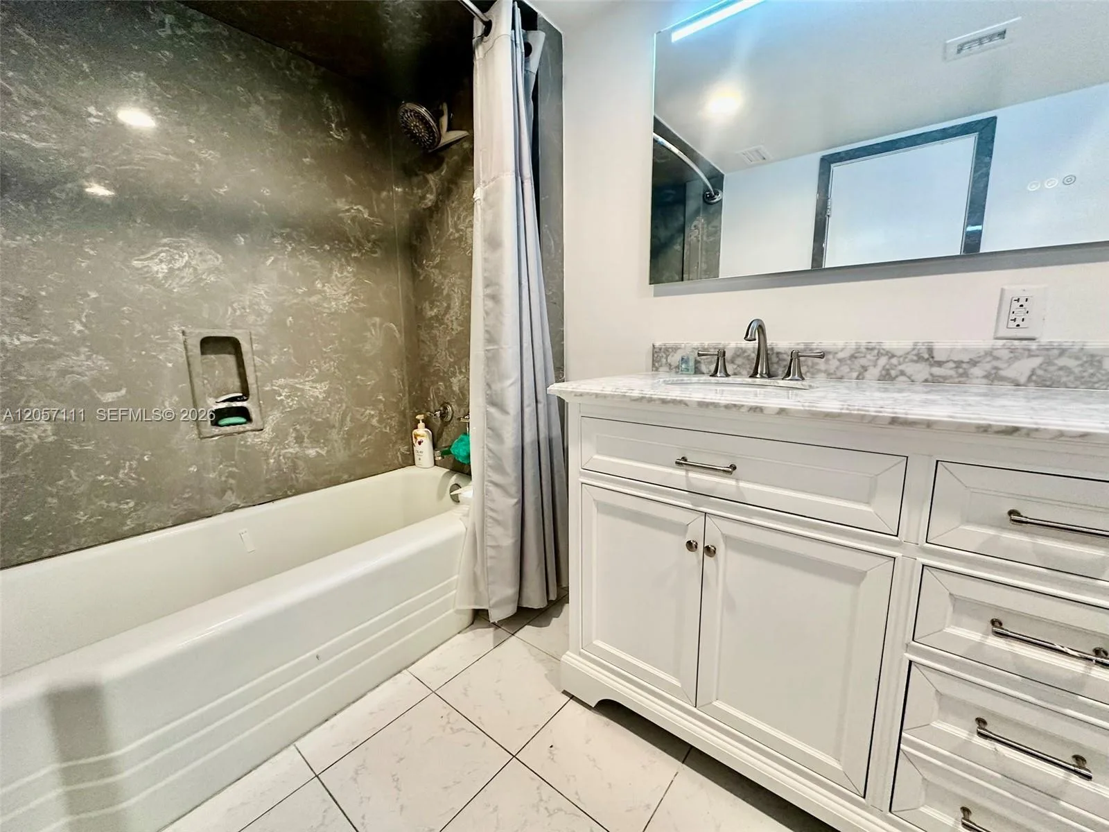 800 NE 195th St # 314, Miami, FL 33179 photo 11