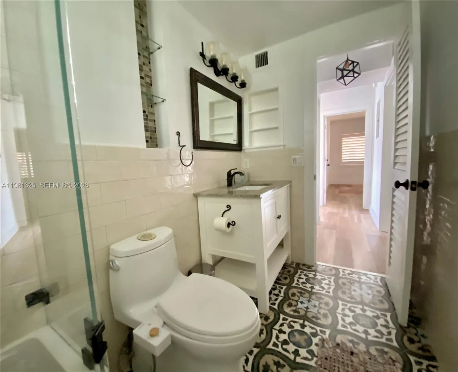 8040 Tatum Waterway Dr # 5, Miami Beach, FL 33141 photo 10