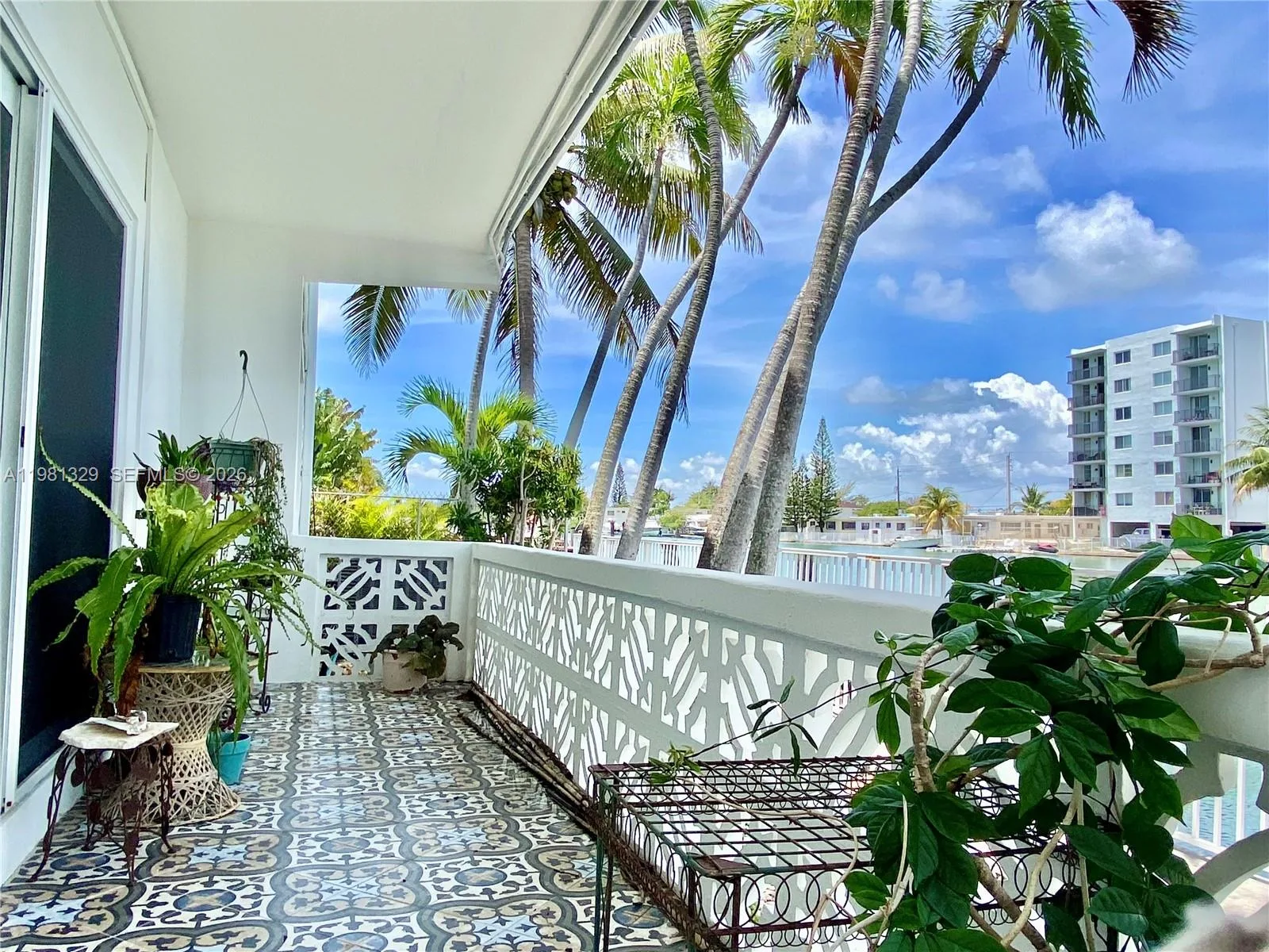 8040 Tatum Waterway Dr # 5, Miami Beach, FL 33141 photo 8